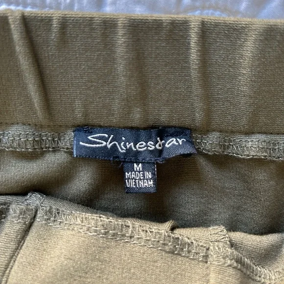 Shinestar Mini Skirt Hunter Green Size: Medium - Picture 6 of 6